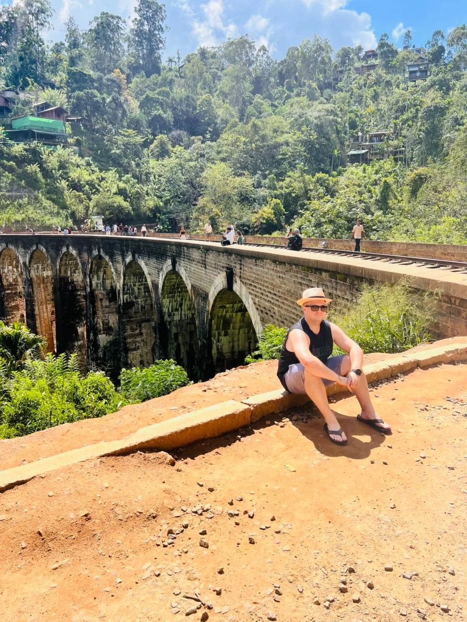 Hiking & Trekking — image 3